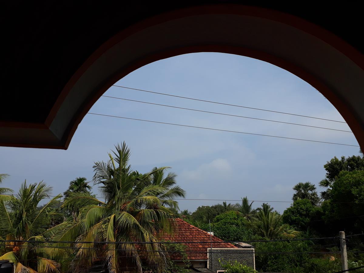 Brinthavanam Days Inn Jaffna Ngoại thất bức ảnh