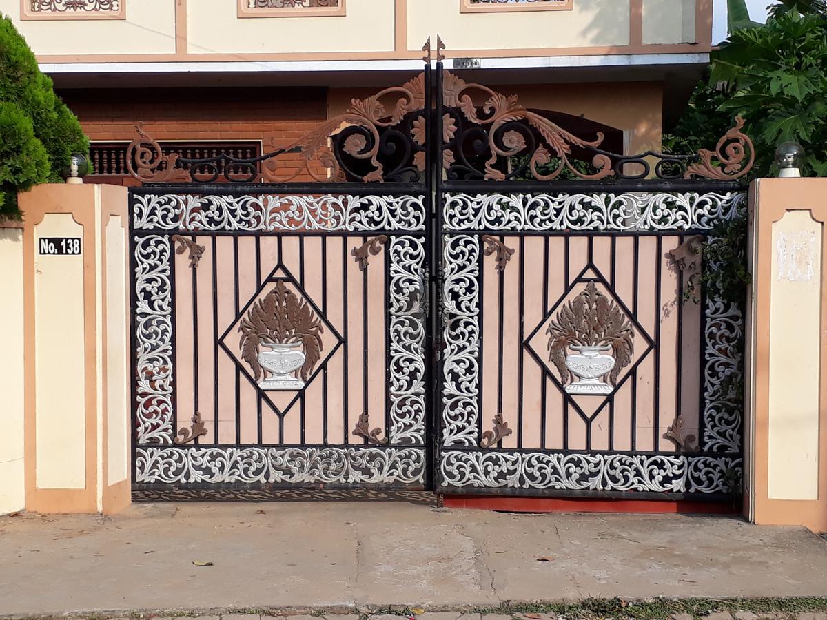 Brinthavanam Days Inn Jaffna Ngoại thất bức ảnh