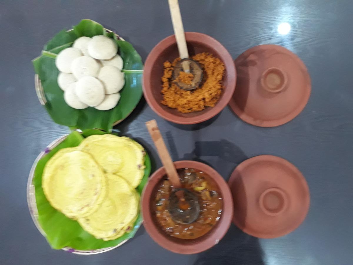 Brinthavanam Days Inn Jaffna Ngoại thất bức ảnh